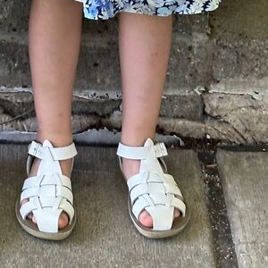 Saltwater white fisherman sandals.